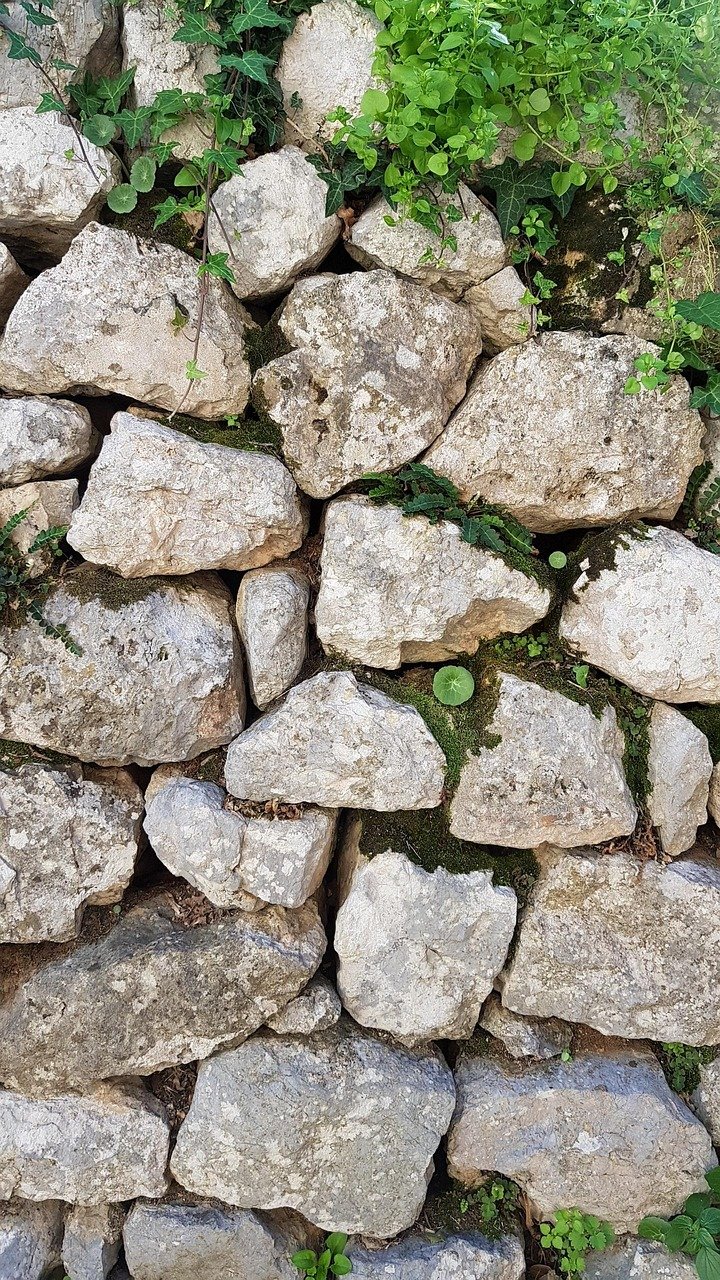 rock-wall-whatcom-county