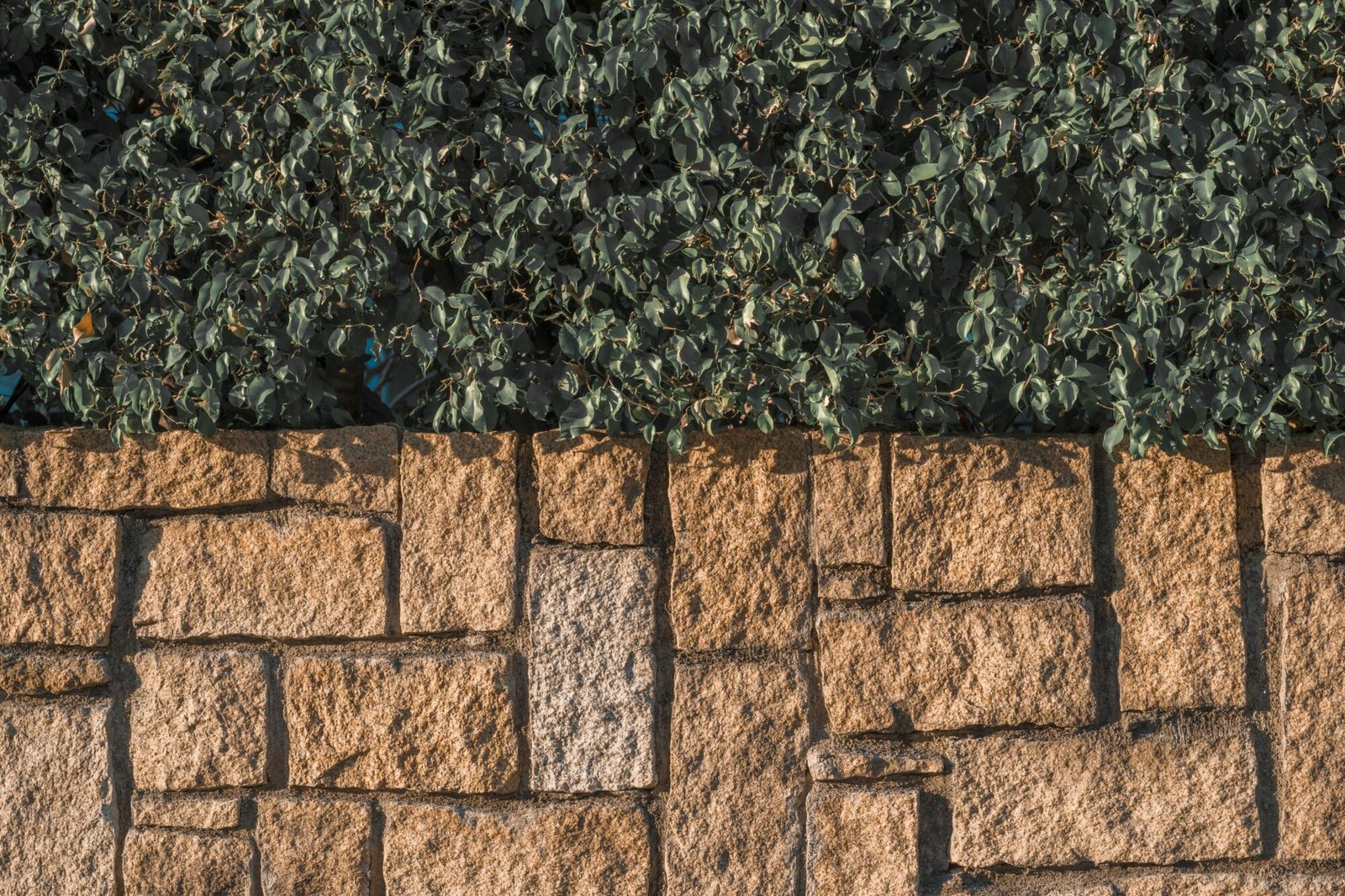 Brownstone L&H: High-Quality Hardscape and Fence Services Signs You Need a Retaining Wall or Rock Wall in Snohomish County, WA