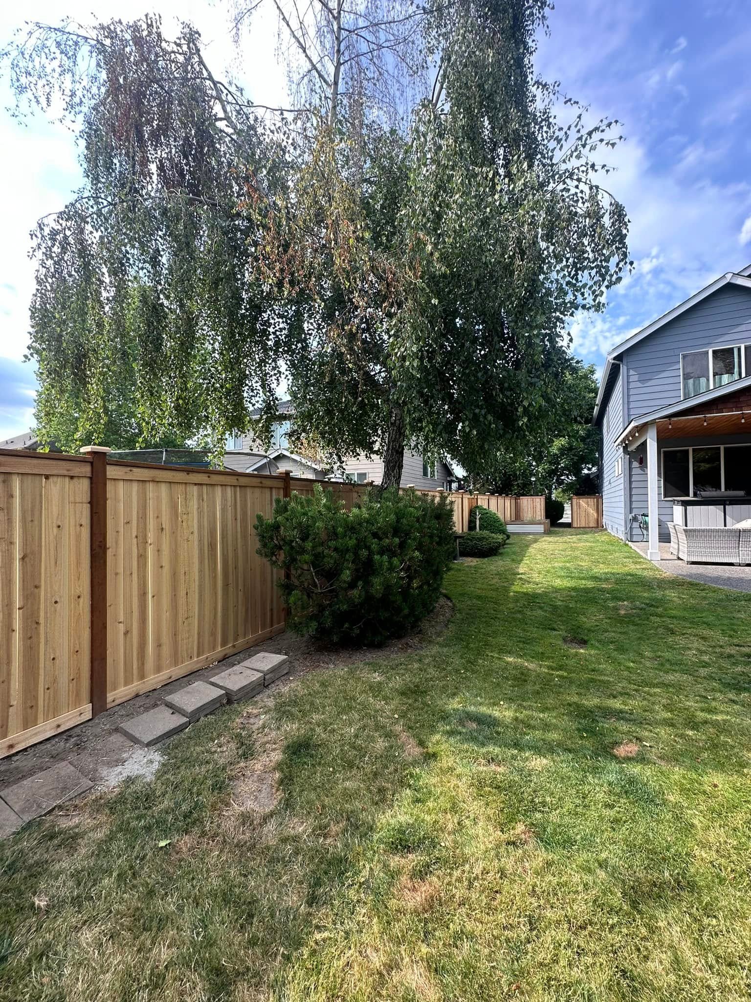 skagit-county-fence-mount-vernon-03 copy Hardscape and Fence Services by Brownstone L&H