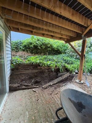 Hardscape and Fence Services by Brownstone L&H