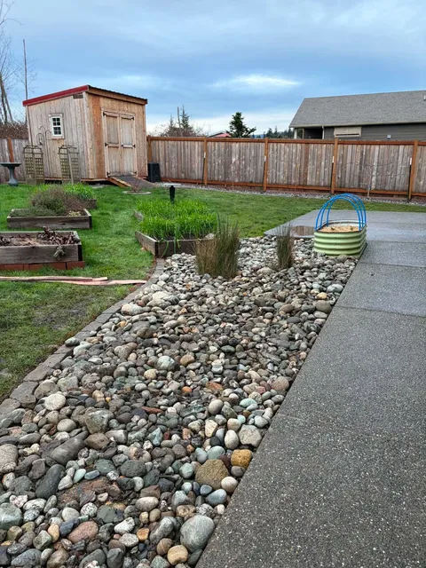 Hardscape and Fence Services by Brownstone L&H