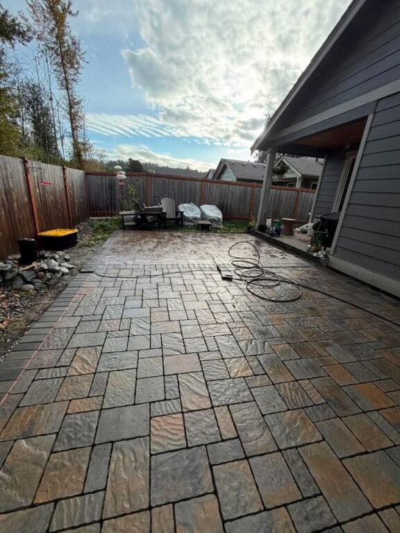 Hardscape and Fence Services by Brownstone L&H